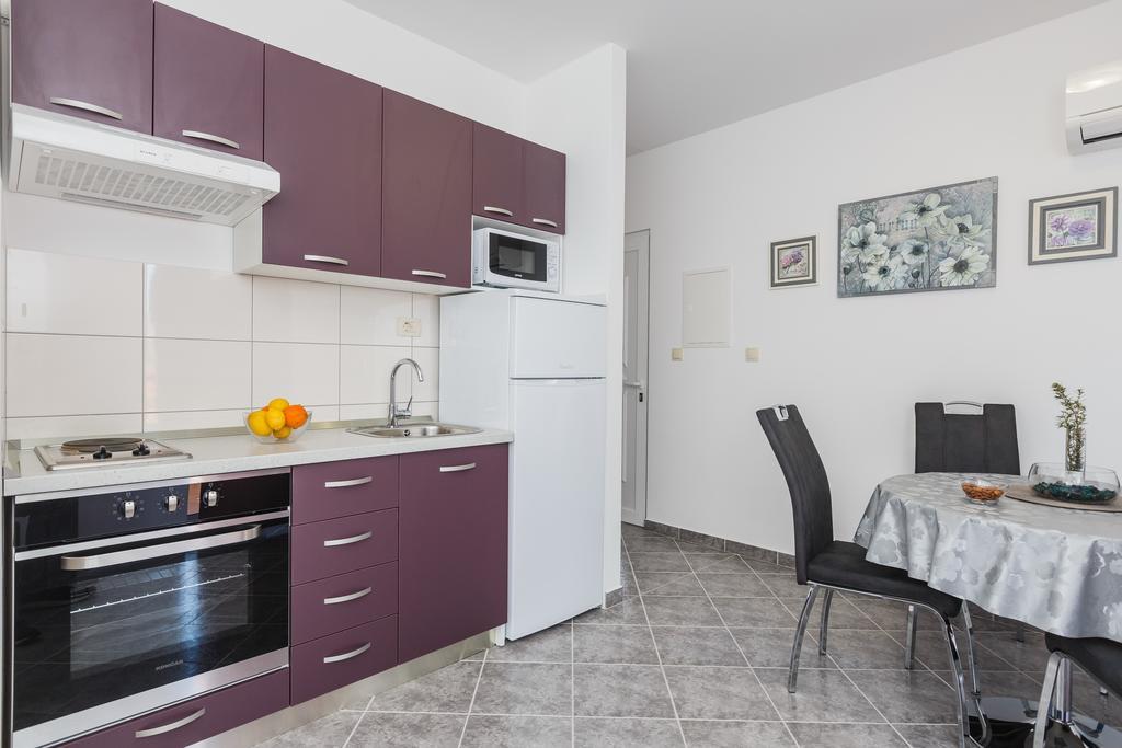 Apartments Viljac Trogir Szoba fotó